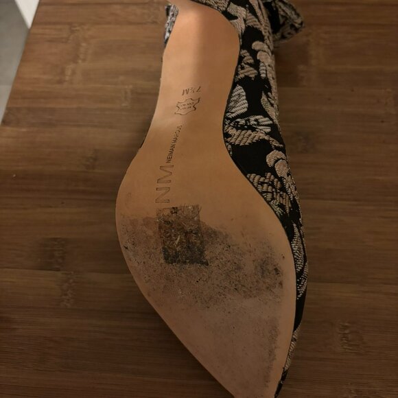 Pointed Toe Pumps - Picture 3 of 3